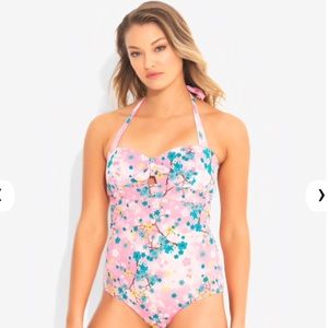 NWT One piece swimsuit